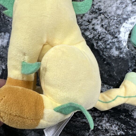 Pokemon Jazwares Leafeon Plush 12" Yellow Eevee Evolution Soft Stuffed Figure - Picture 9 of 16